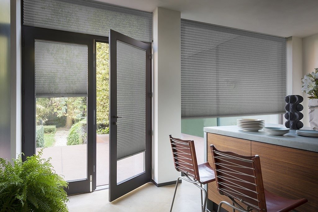 18e0beb1-0546-4e1a-a5d3-b630afa541eb-min